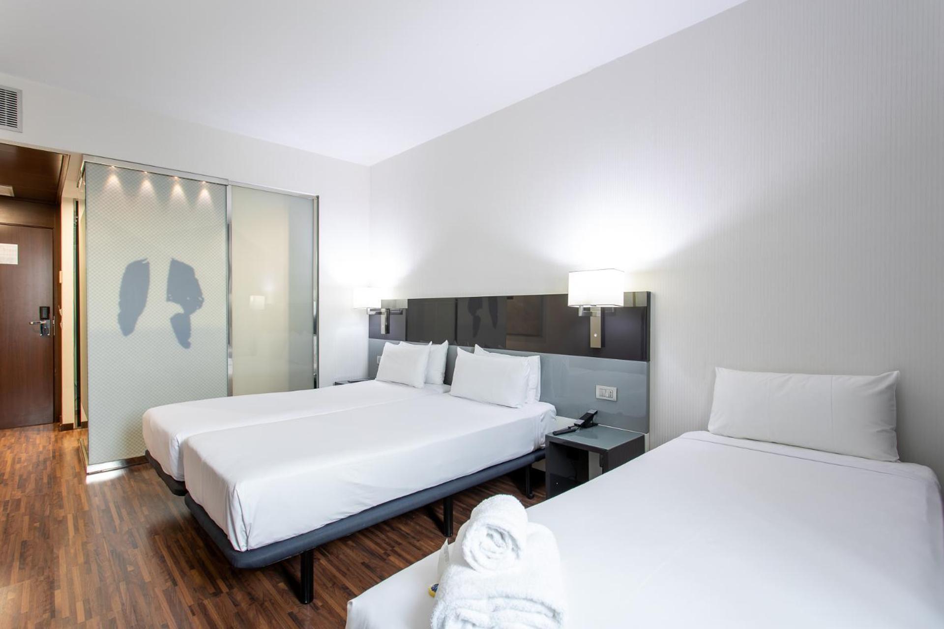 Hotel Ciudad De Mostoles Eksteriør billede