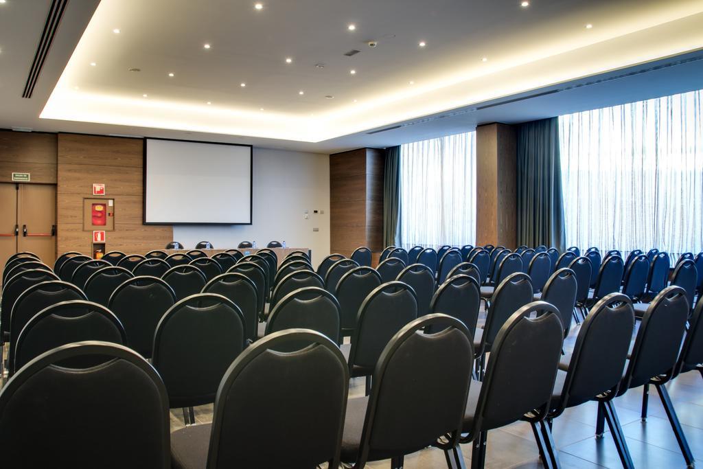 Hotel Ciudad De Mostoles Eksteriør billede