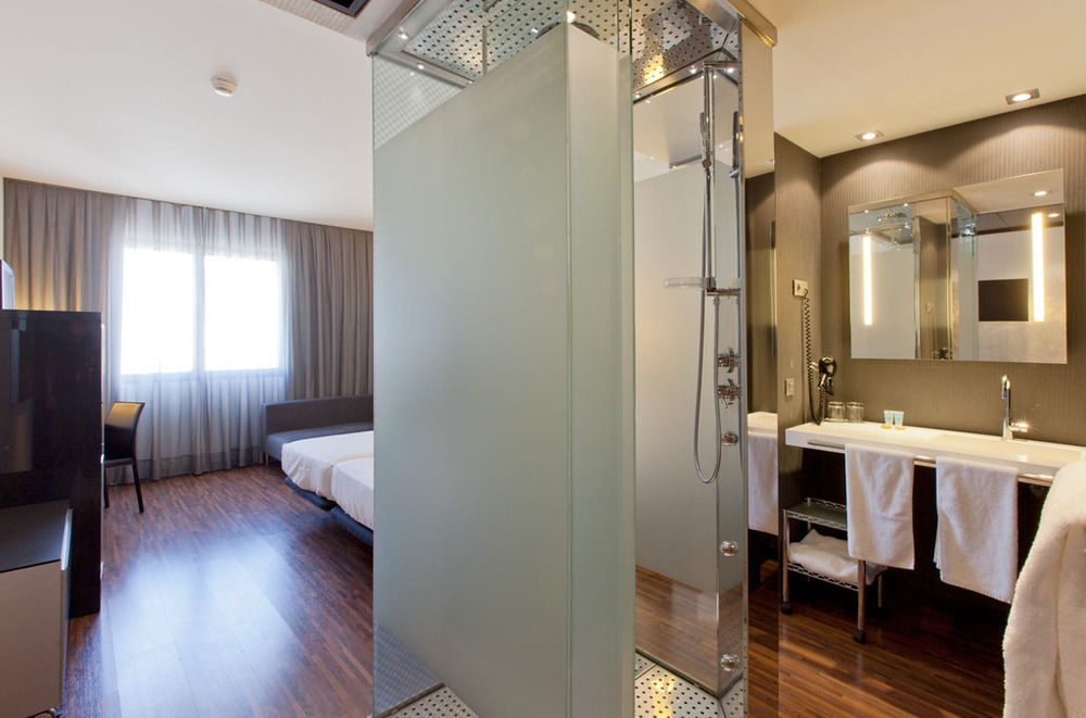 Hotel Ciudad De Mostoles Eksteriør billede