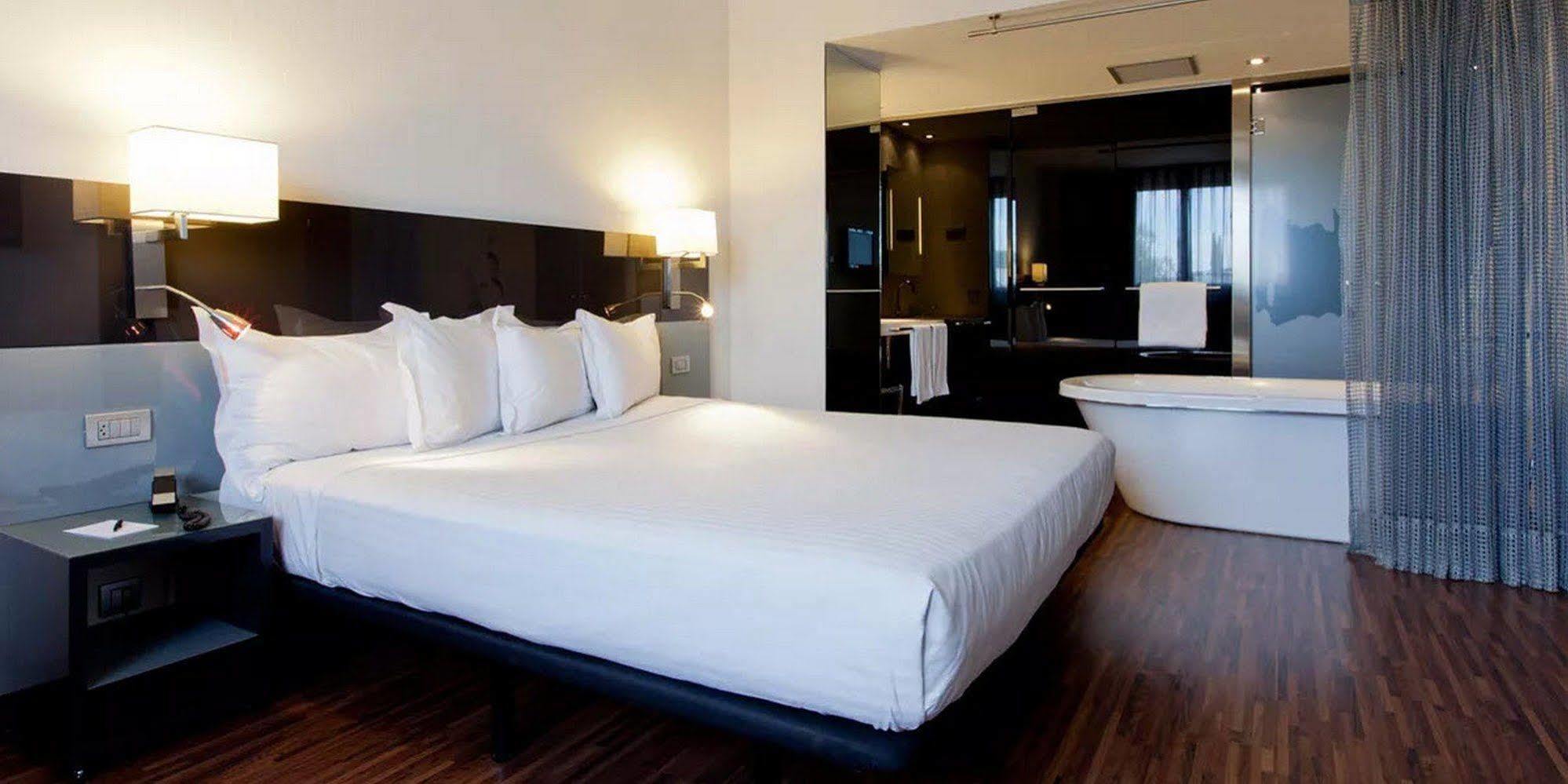 Hotel Ciudad De Mostoles Eksteriør billede
